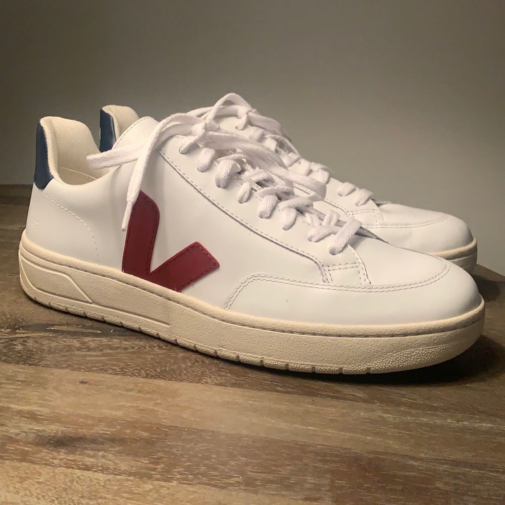Men’s Maroon and Navy Veja sneakers